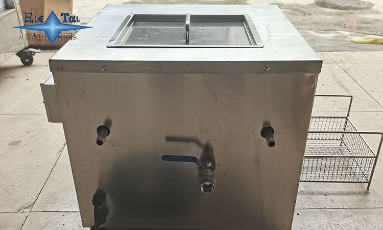 金屬儲罐清洗:超聲波清洗機(jī)保障儲罐清潔和品質(zhì) 金屬儲罐清洗:超聲波清洗機(jī)保障儲罐清潔和品質(zhì)